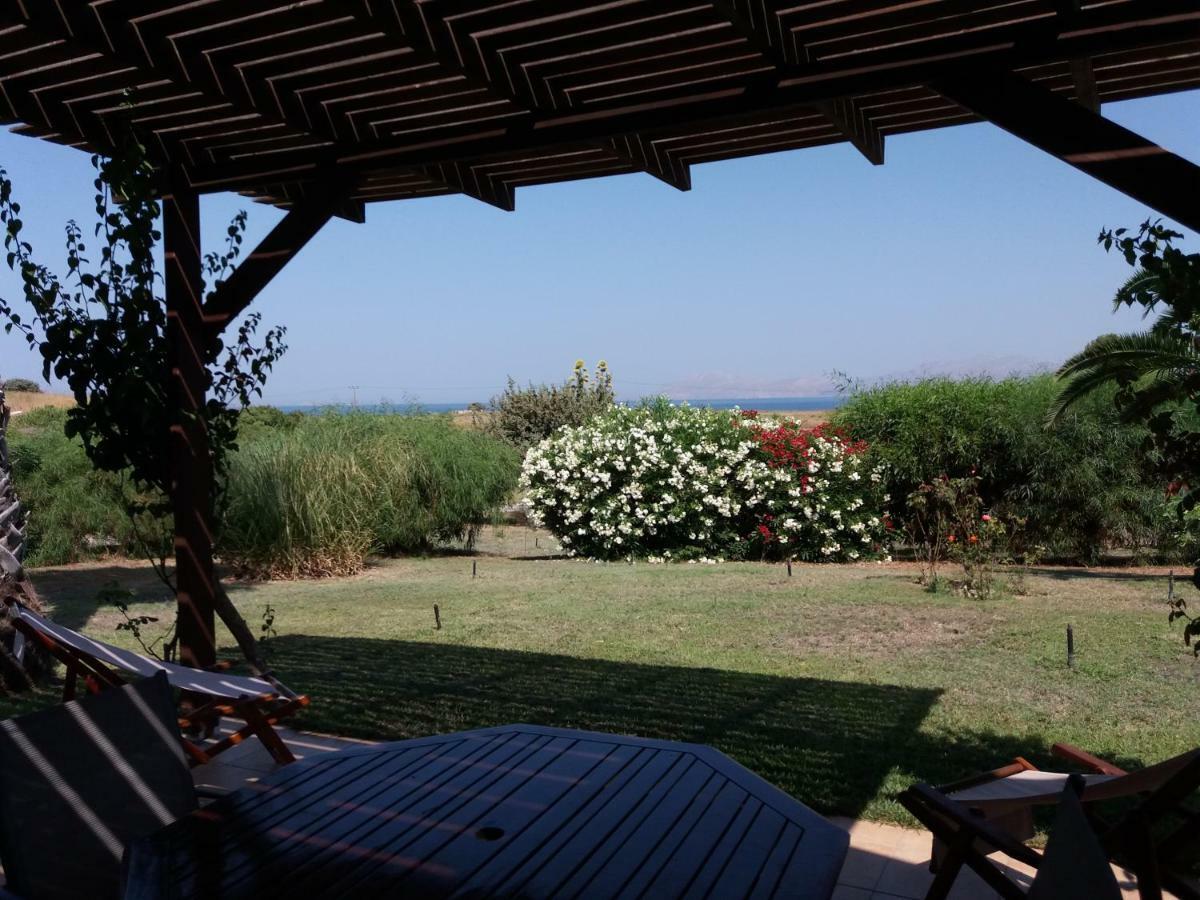 Villa Kos Мастрихари Екстериор снимка